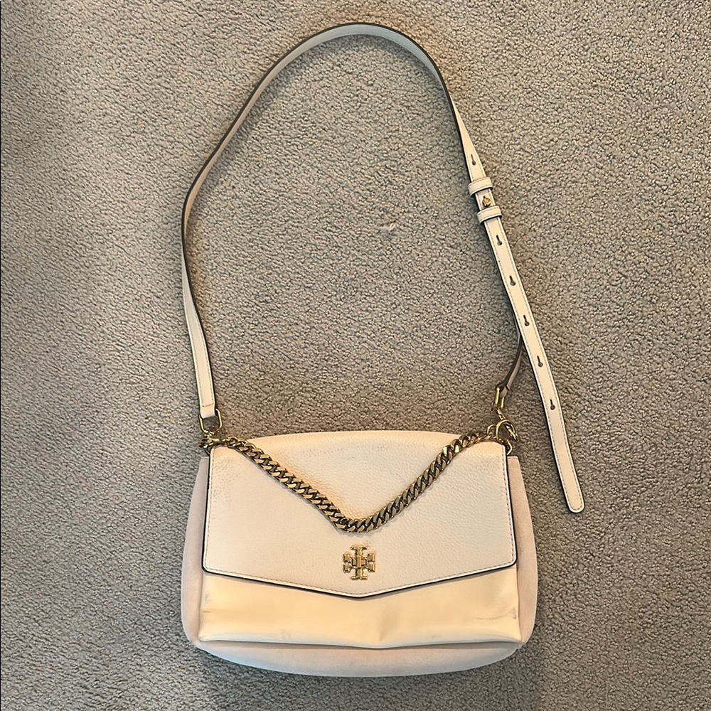 Tory Burch Cream Shoulder Bag with Gold Chain